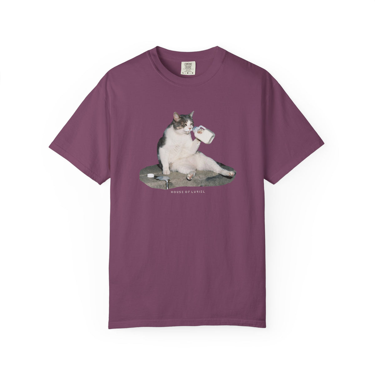 T-Shirt Cat Drinking Milk T-Shirt Cat Drinking Milk T-Shirt