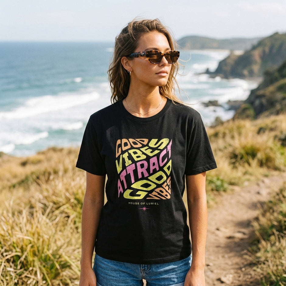 T-Shirt Good Vibes Attract Good Vibes T-Shirt Good Vibes Attract Good Vibes T-Shirt