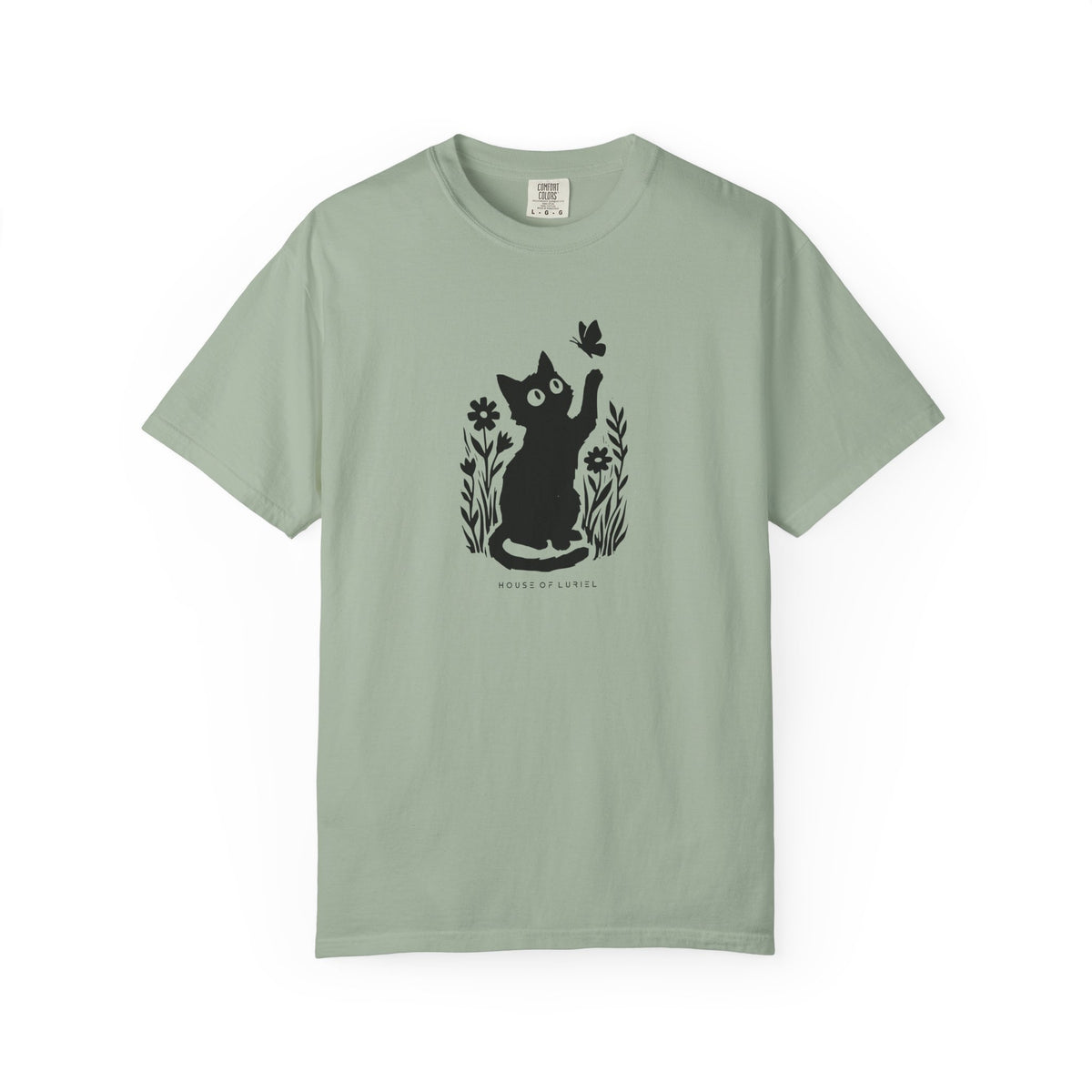 T-Shirt Cat & Butterfly Graphic T-Shirt Cat & Butterfly Graphic T-Shirt