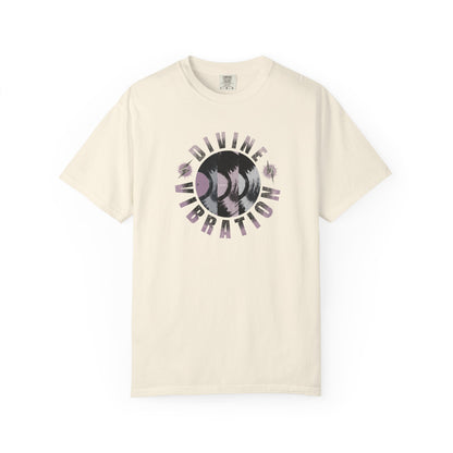 T-Shirt Divine Vibration T-Shirt Divine Vibration T-Shirt