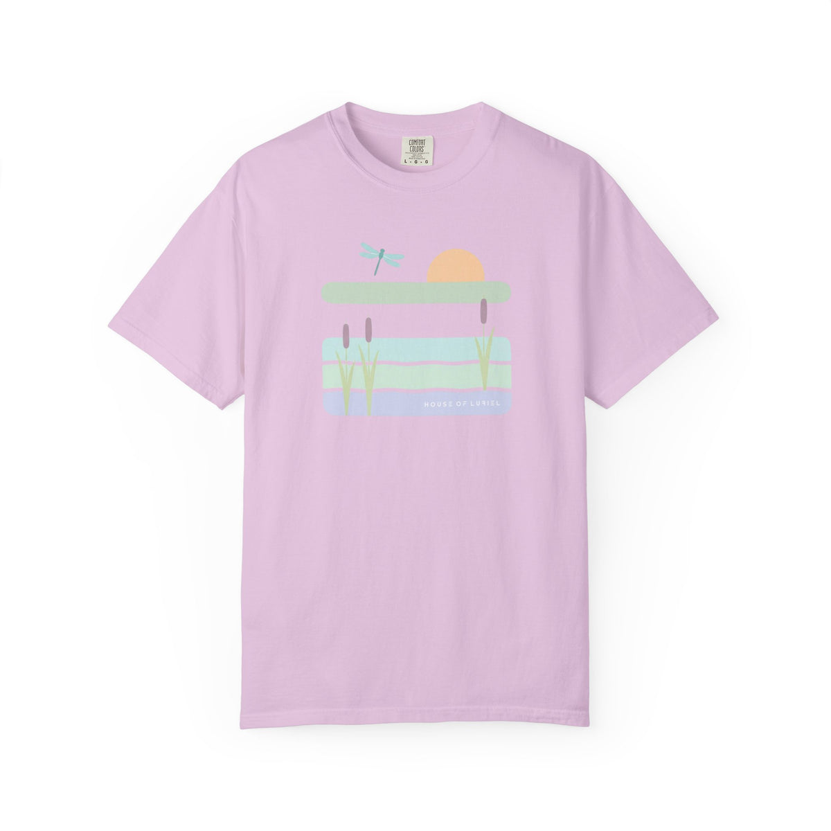 T-Shirt Dragonfly On a Lake T-shirt Dragonfly On a Lake T-shirt