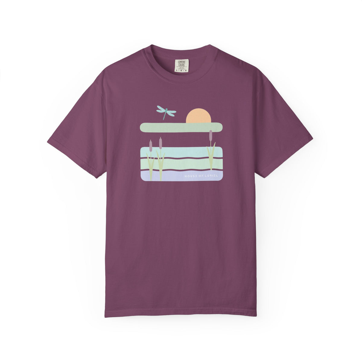 T-Shirt Dragonfly On a Lake T-shirt Dragonfly On a Lake T-shirt
